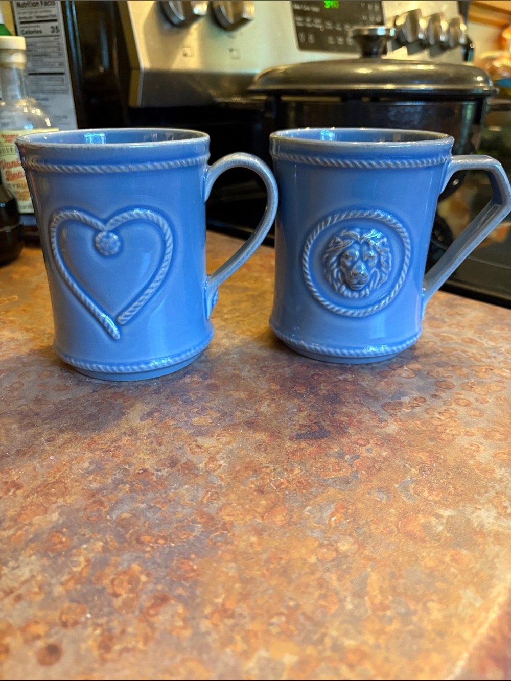 Matching juliska mugs